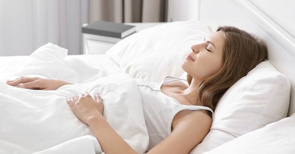 Phụ nữ chỉ cần nhìn tư thế ngủ biết ngay vận mệnh sung sướng hay bất hạnh?