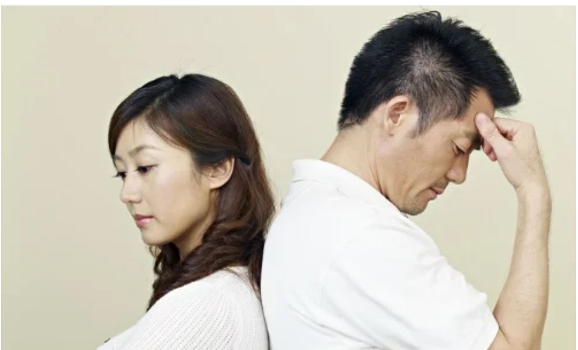 Đàn ông qua tuổi 40 bắt đầu chán vợ mình, hóa ra vì 3 điều này