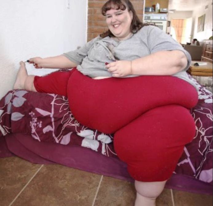 Người phụ nữ nặng 300 kg đặt mục tiêu vượt 730kg