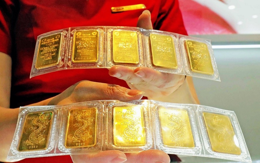 Giá vàng hôm nay 19/2/2024: Vàng trong nước đồng loạt giảm ngày vía Thần Tài