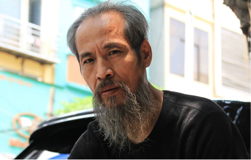 Nghệ sĩ Chu Hùng, Thế Chột của Người phán xử, qua đời