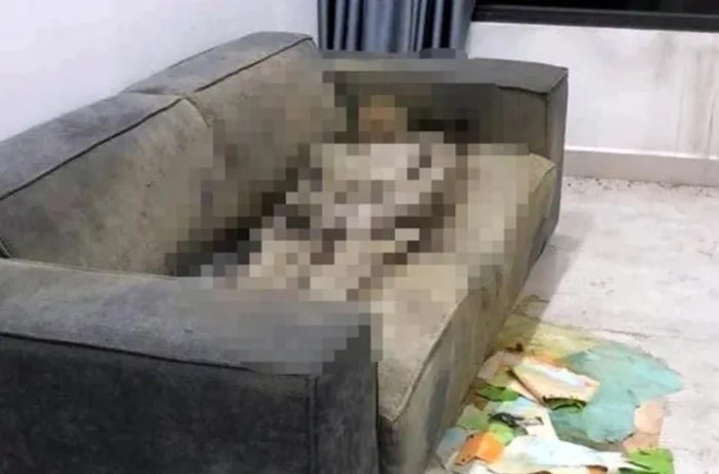 Cô gái tử vong trên sofa: Phát hiện bất ngờ về lớp đệm ghế