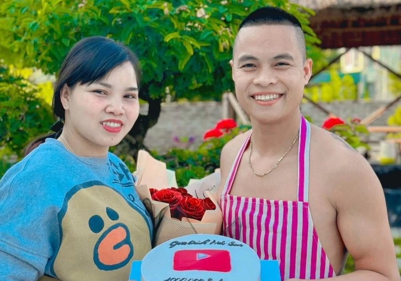 Nóng: Bắt giữ chủ kênh TikTok ‘Gia đình Hải Sen’ có hàng triệu người theo dõi