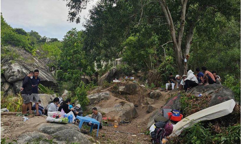 Tìm thấy thithe nam thanh niên sau 6 ngày m:ất t:ích trên đỉnh Hoàng Ngưu Sơn