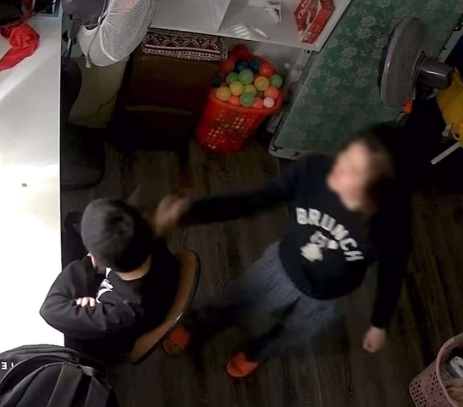 Vụ “bức tâm thư kêu cứu” nghi của bé trai kể về cuộc sống với mẹ kế: Người thân lên tiếng