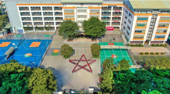 Hà Nội: Nghi bị b ắt c óc, học sinh nhảy khỏi xe ôm công nghệ