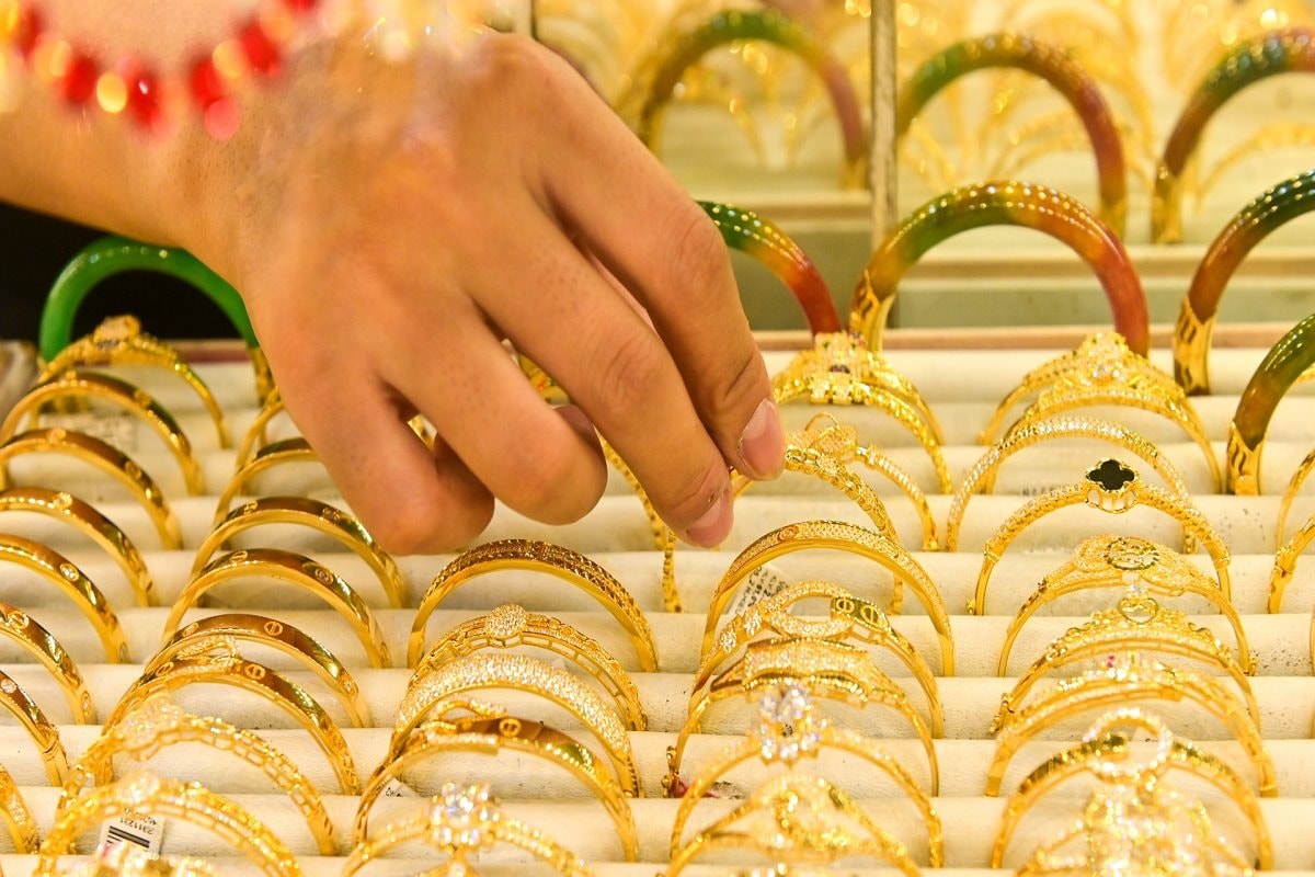 Giá vàng sáng hôm nay (6-10): Đỉnh cao