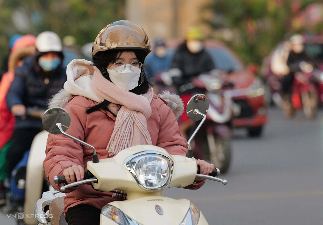 Miền Bắc sắp đón không khí lạnh mạnh, Trung Bộ mưa lớn kéo dài