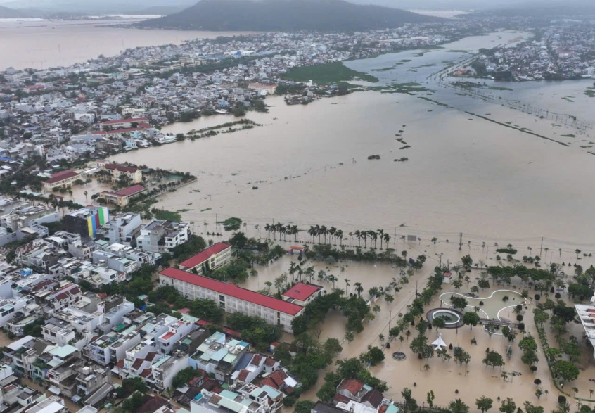 Khi nào miền Trung hết mưa lớn?