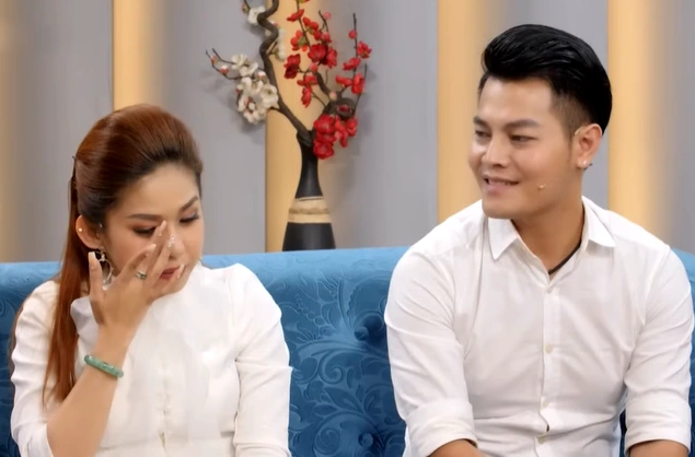 Cặp đôi Vbiz xác nhận ‘đường ai nấy đi’ sau 20 năm chung sống