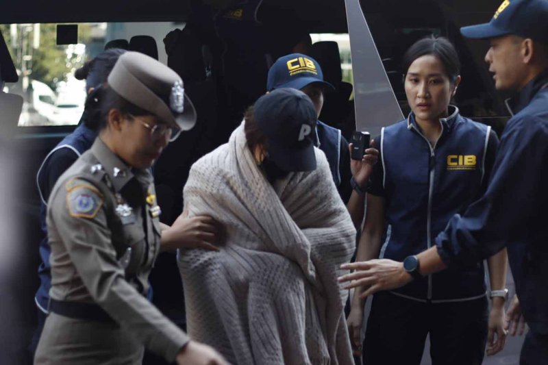 Bắt giữ nữ diễn viên kiêm người mẫu nổi tiếng, tạm giữ 8,2 tỷ đồng